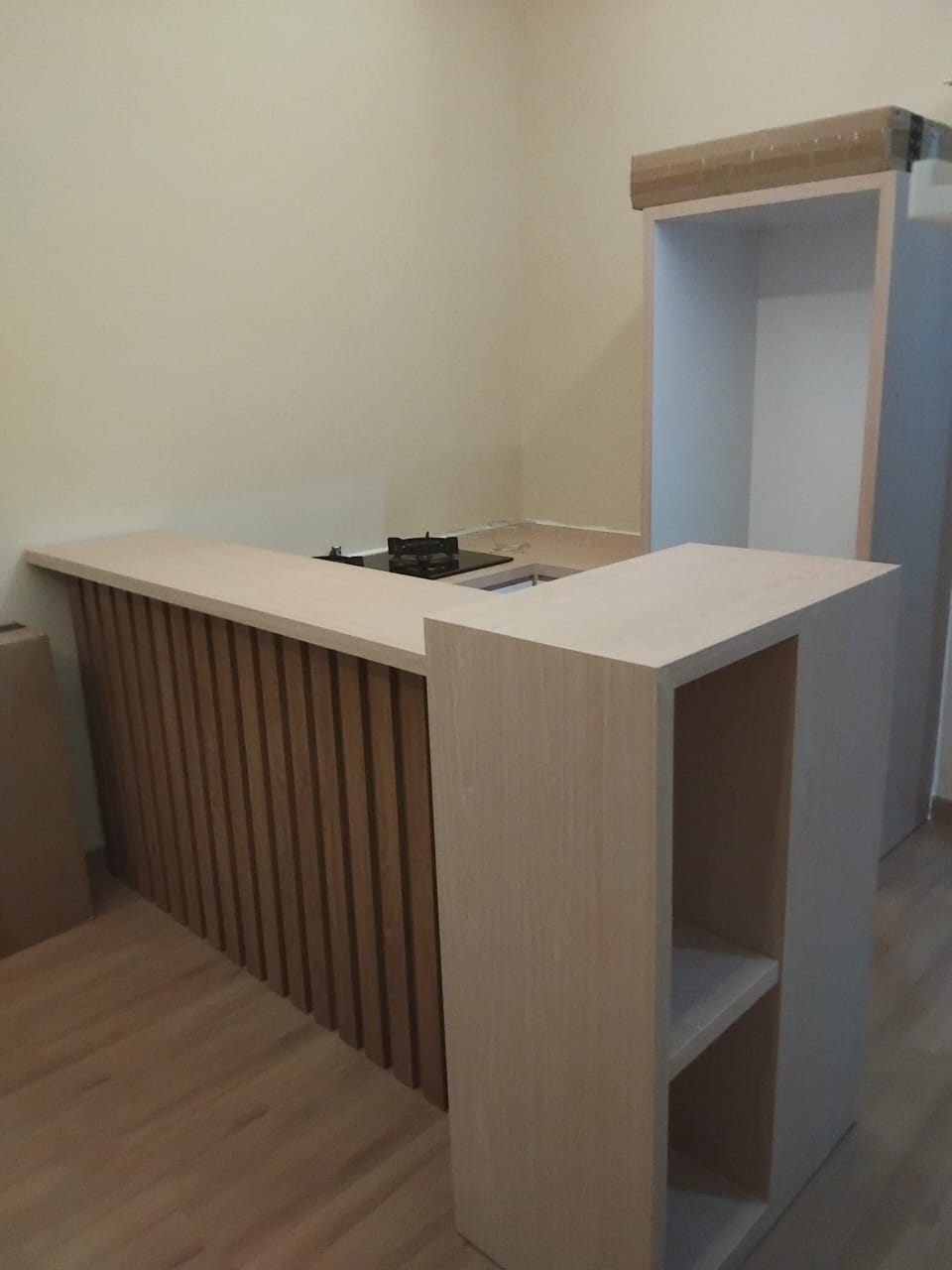 Kitchen set menggunakan Laminasi GW-HPL solid dari frantinco